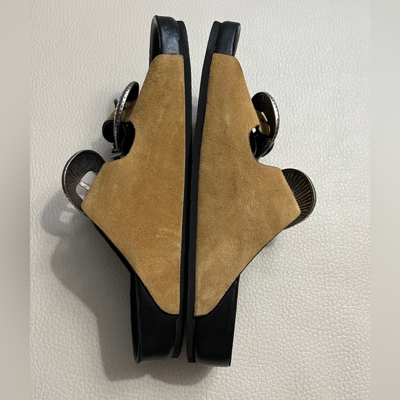 Sandro Women’s Double Buckle Suede Leather Sandal-Made in Portugal-EU 37 / US 7 - Picture 4 of 7